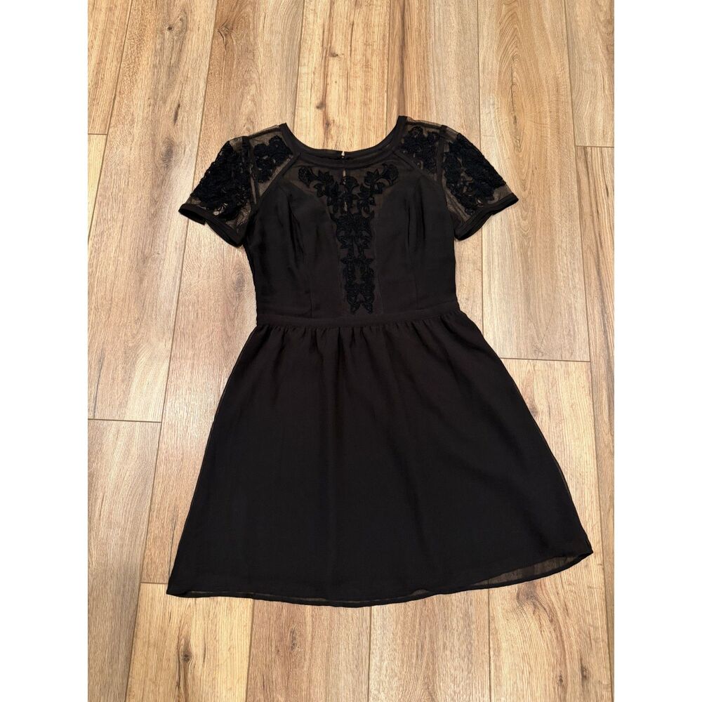 Womens Black Lace Applique Fit and Flare Mini Dress Short Sleeve Size S